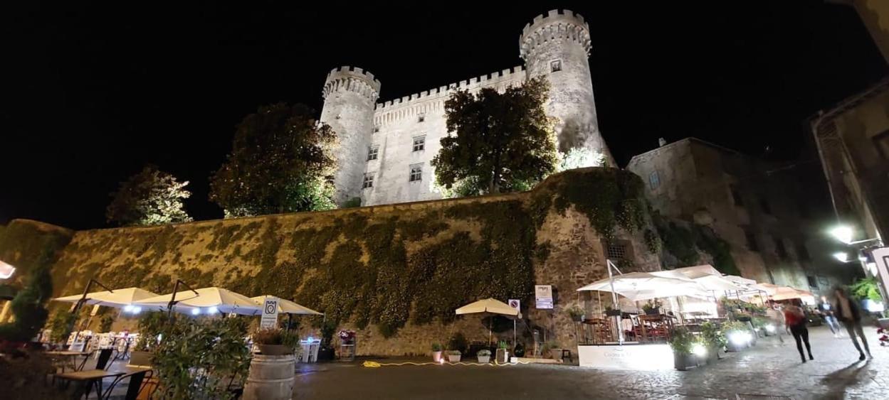 La Casa Sotto Il Castello Lägenhet Bracciano  Exteriör bild
